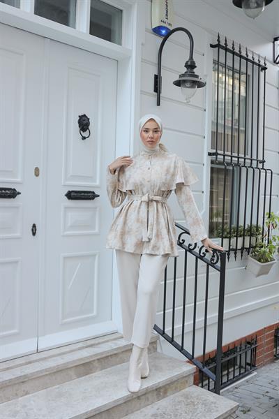 Varak Baskılı Pelerinli Takım Krem