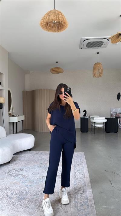 Kadın Kısa Kollu Bluz Ve Bileği Pens Detay Pantolon Ikili Takım