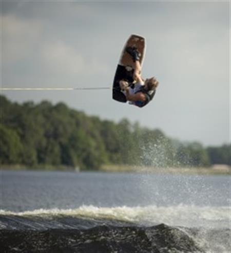 CWB Wakeboard Model Dowdy 68 Kg ve Üzeri
