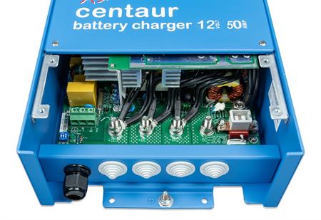 Victron Energy Centaur Akü Şarj Cihazı 12V 50A 3 Çıkış
