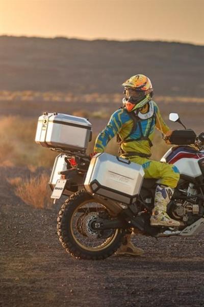 SHAD TR-48 Silver Terra Alüminyum Arka Çanta - MotoDede