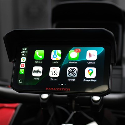 KNMASTER MOTOPLAY 1500 – 6.25” TPMS Sensörlü Kablosuz CarPlay & Android Auto Destekli Motosiklet Multimedya Ekranı
