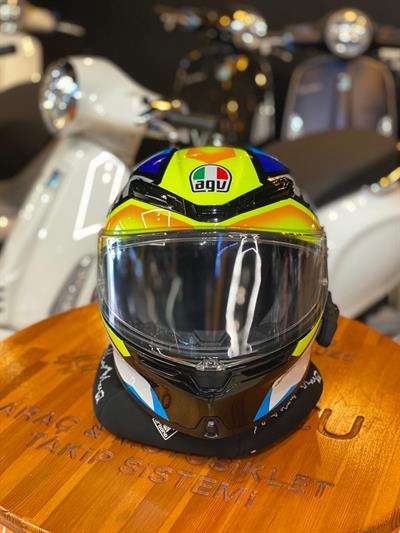 İkinci El AGV K6 S Joan Kask + KN6100 Pro İnterkom Seti