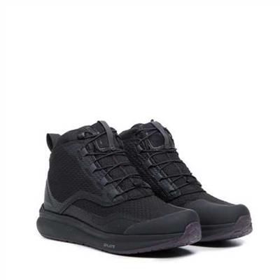 MOMO AYAKKABI/FIREGUN-3 WP WOMAN BLACK