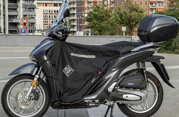 TUCANO URBANO HONDA SH125 ( 2024 - ) TERMOSCUD® DİZ ÖRTÜSÜ R-212