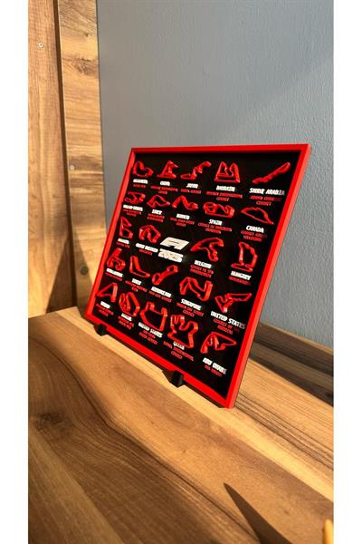 F1 Yarış Pistleri Tablosu Standlı (3D)