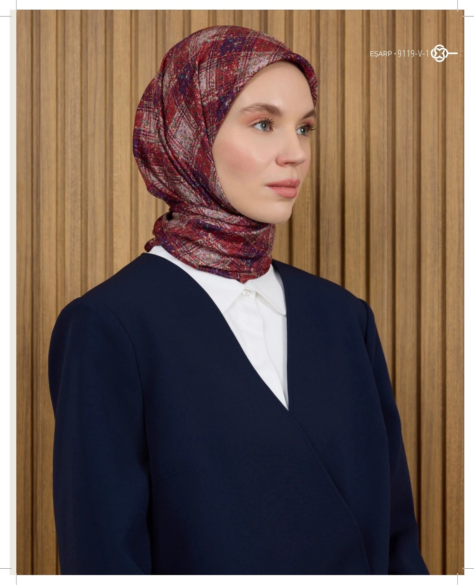Aker Sura İpek Desenli Eşarp 9119701