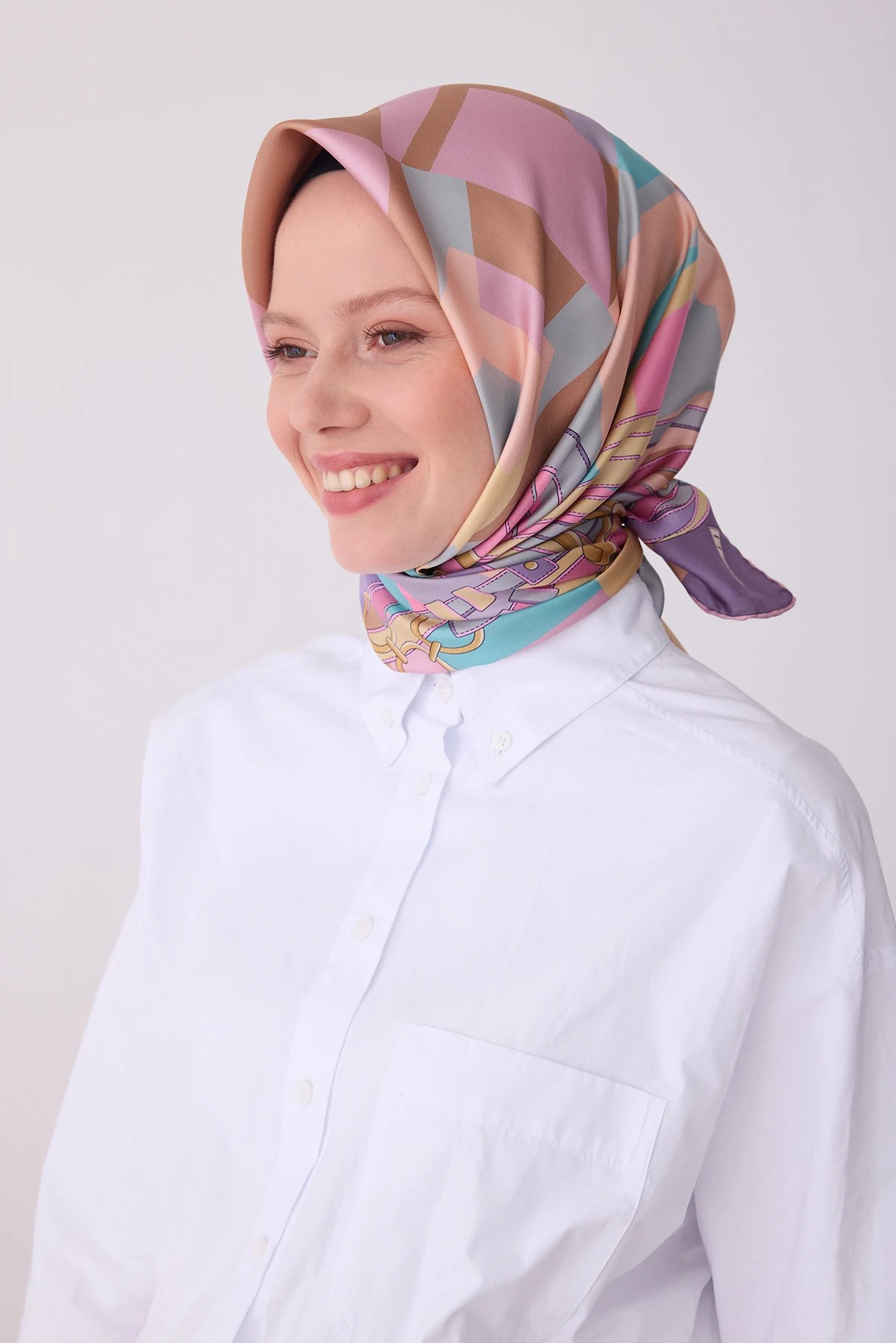 Belli Twill İpek Desenli Eşarp 4300D