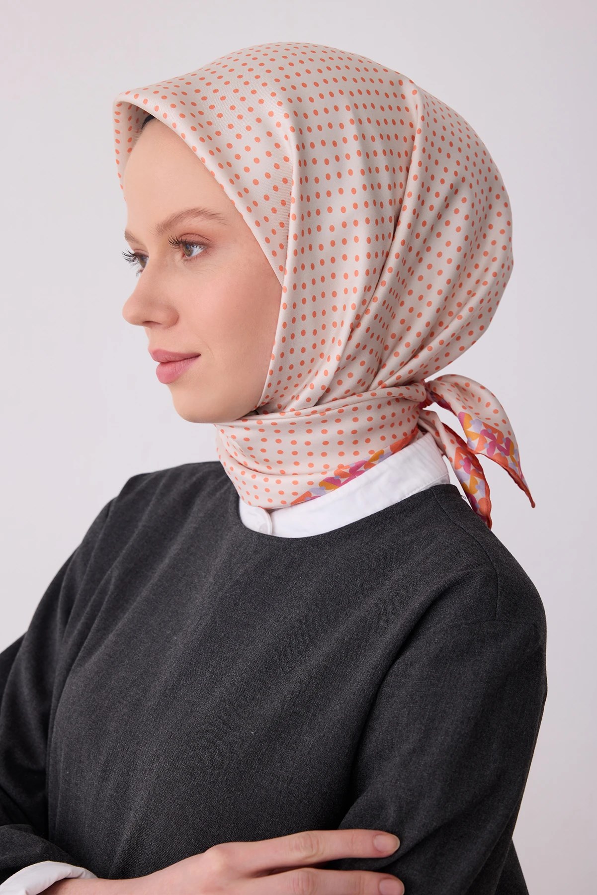 Belli Twill İpek Desenli Eşarp 4326D