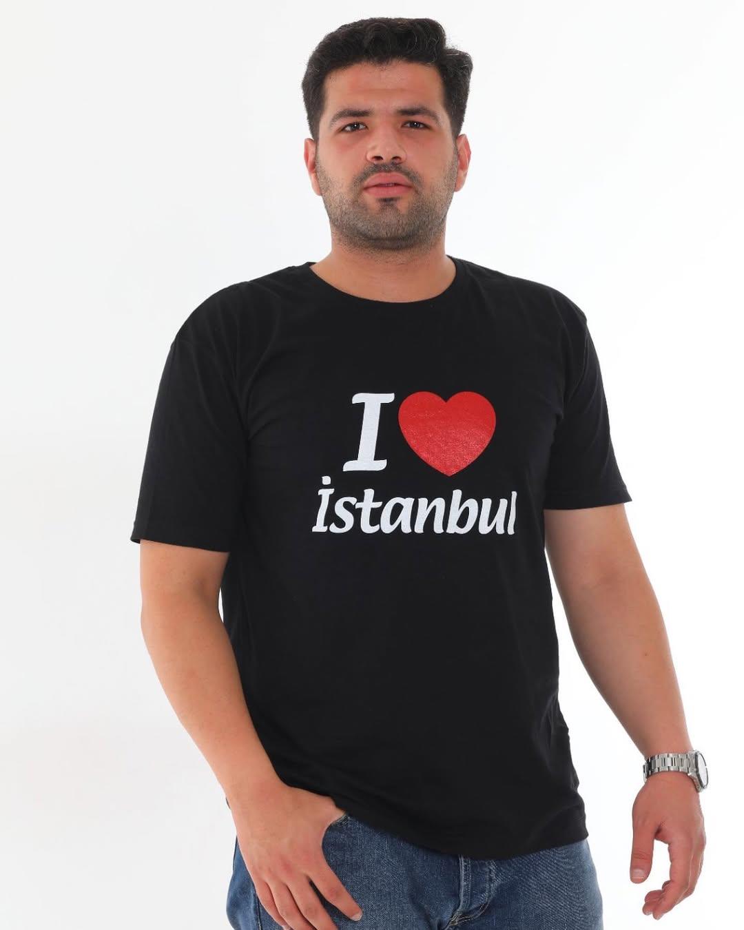 İ love İstanbul desenli düz siyah tişört