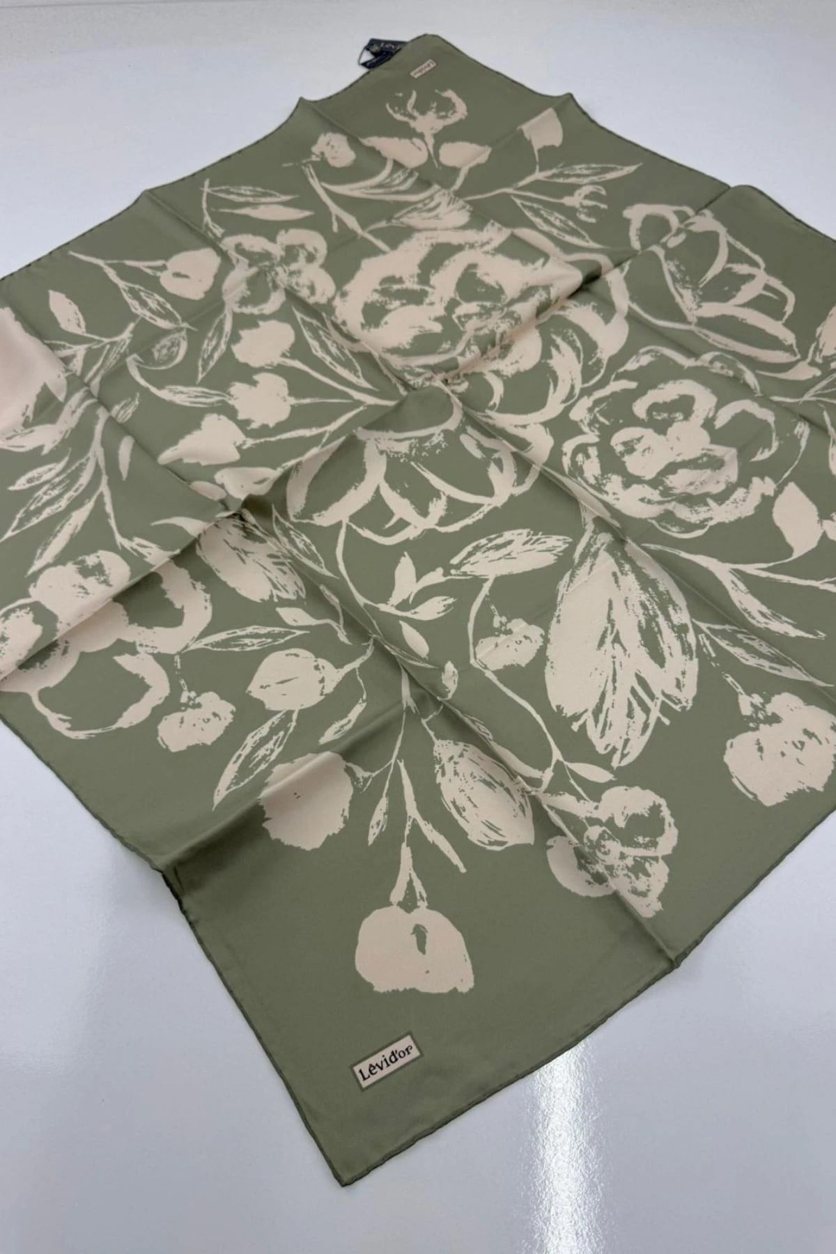 Levidor Twill İpek Eşarp LD1201