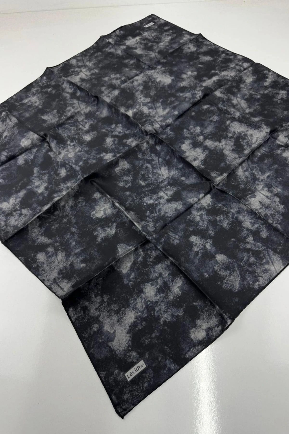Levidor Twill İpek Eşarp LD1208