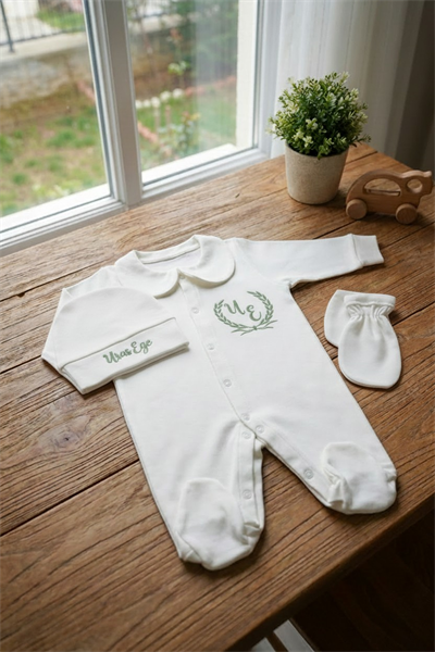 Kişiye Özel İsim İşlemeli Bebek Hastane Çıkışı Takımı- Yenidoğan Seti
