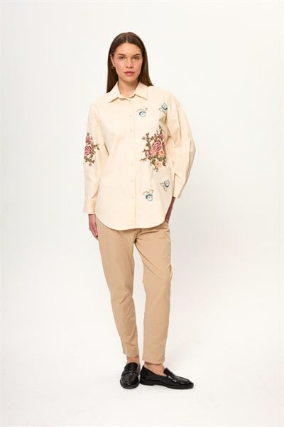 Kanaviçe Nakışlı Gabardin Gömlek 