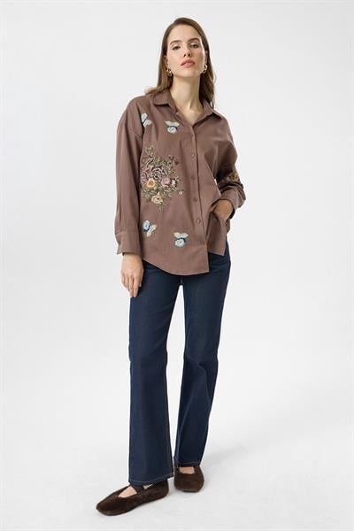 Kanaviçe Nakışlı Gabardin Gömlek