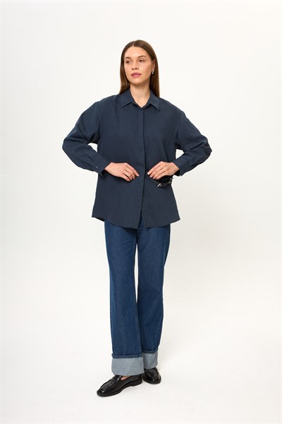 Kemer Detaylı Keten Karışımlı Gömlek