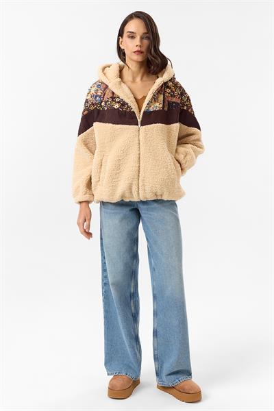 Kapüşonlu Robası Kapitone Etnik Desenli Mont