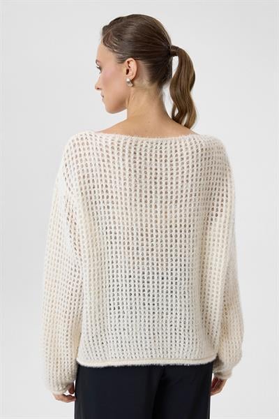 Ajurlu Oversize Triko