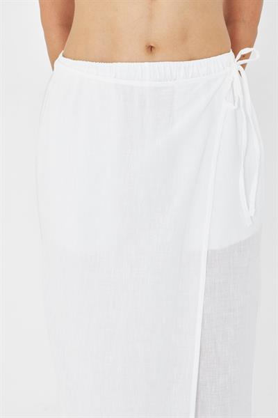 Etek Detaylı Keten Görünümlü Pantolon