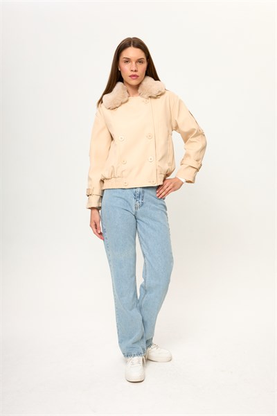 Kürklü Düğmeli Kısa Trençkot