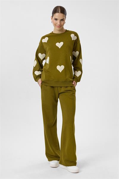 Kalp Nakışlı Sweatshirt