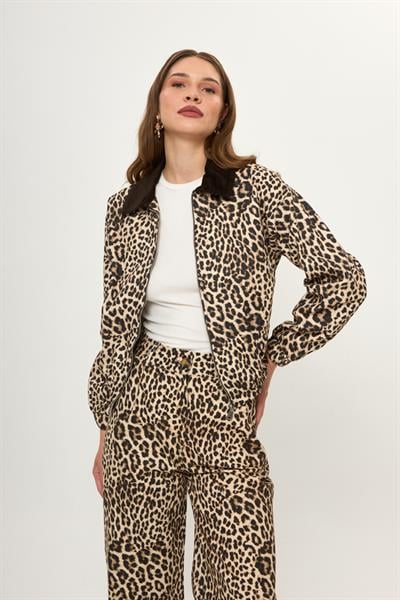 Leopar Desenli Yıkamalı Ceket