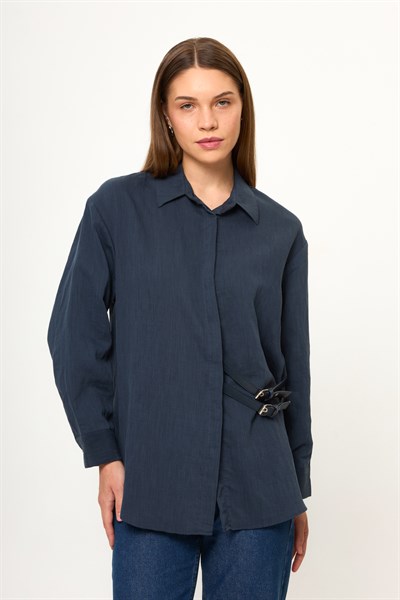 Kemer Detaylı Keten Karışımlı Gömlek