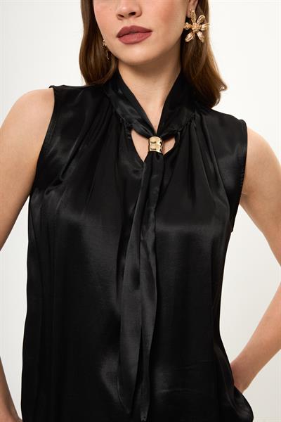 Fular Yakalı Saten Bluz