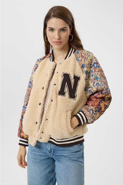 Kolları Baskılı Nakışlı Bomber Mont