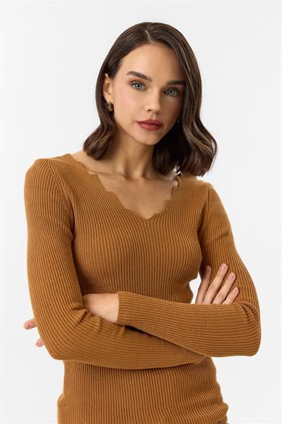 Merdiven Yaka Triko Kazak 