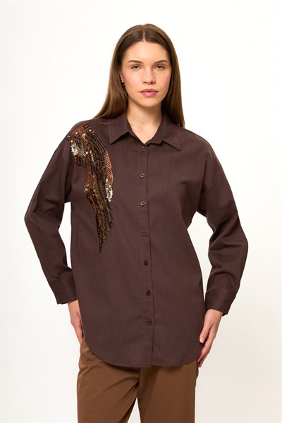 Pul İşlemeli Nakışlı Gömlek