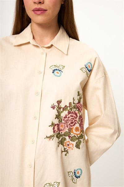 Kanaviçe Nakışlı Gabardin Gömlek 
