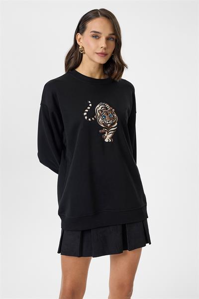 Kaplan Nakışlı Arkası Baskılı Sweatshirt