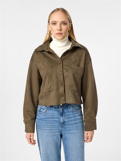 Arkası Taşlı Püsküllü Kısa Süet Gömlek