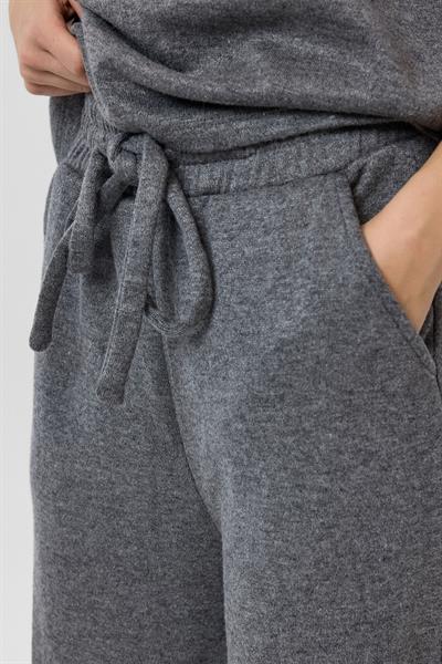 Kemerli Triko Pantolon