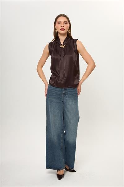Fular Yakalı Saten Bluz