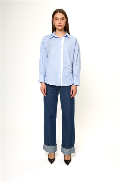 Kolu ve Önü Taşlı Çizgili Poplin Gömlek