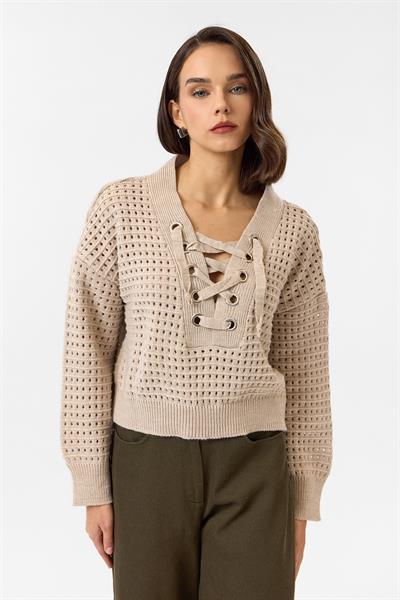 Kuş Gözlü Bağcıklı Kazak