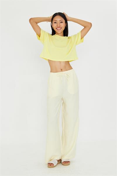 Bisiklet Yaka Crop Tişört