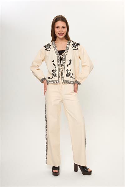 Bej %100 Pamuk Nakış Detaylı Kadın Pantolon