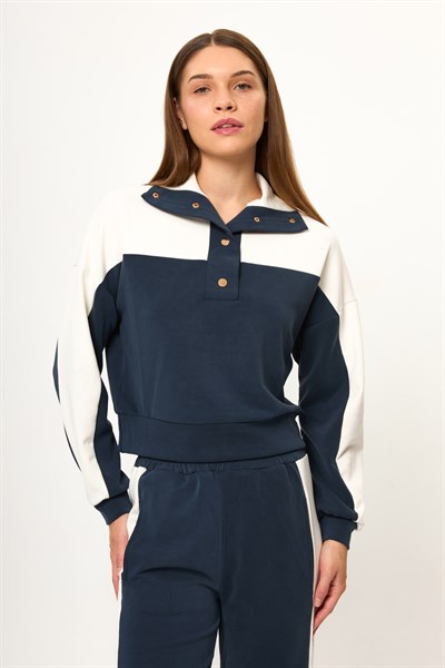 Dik Yaka Çıtçıtlı Modal Sweatshirt