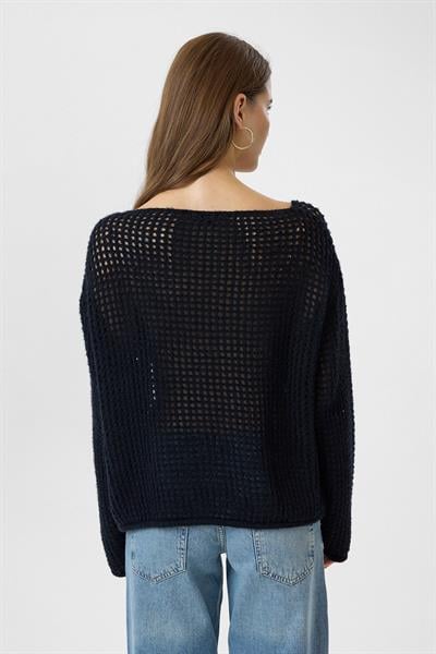 Ajurlu Oversize Triko