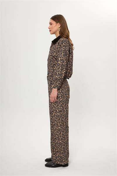 Leopar Desenli Yıkamalı Pantolon