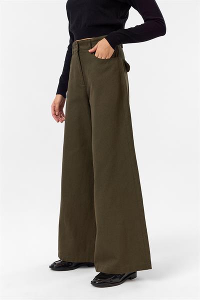 Bol Paça Gabardin Pantolon