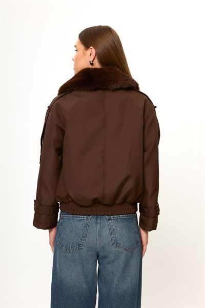 Kürklü Düğmeli Kısa Trençkot