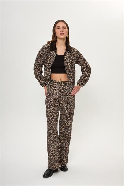 Leopar Desenli Yıkamalı Pantolon
