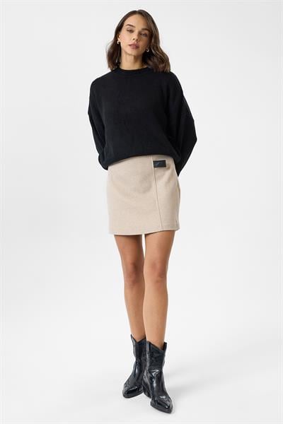 Deri Detaylı Kaşe Etek