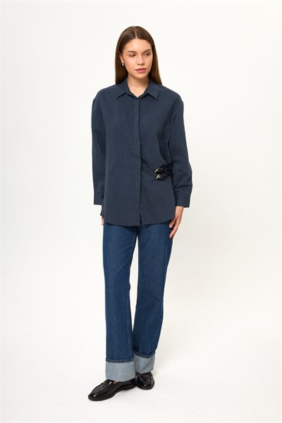 Kemer Detaylı Keten Karışımlı Gömlek