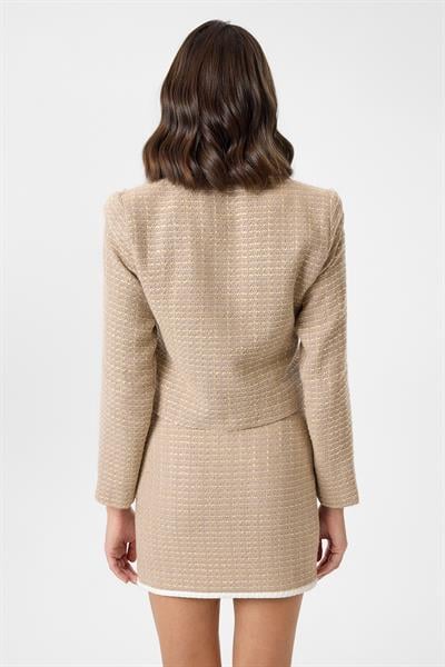 Cep Kapaklı Düğmeli Ceket