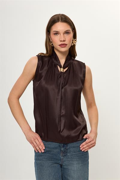Fular Yakalı Saten Bluz